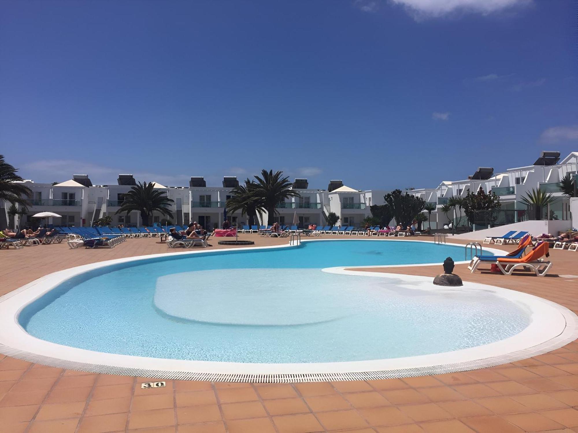 Hotel Plaza Palmeras Puerto del Carmen  Extérieur photo